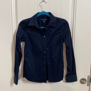 Sz 4 Banana Republic non-iron Navy blue button down shirt with stretch.